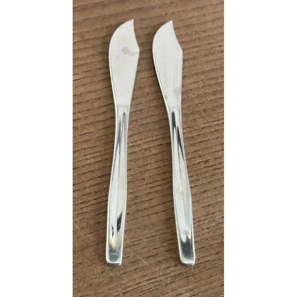 2 WMF Cromargan FRANKFURT Glossy Concave Stainless GERMANY Flatware Butter Knife